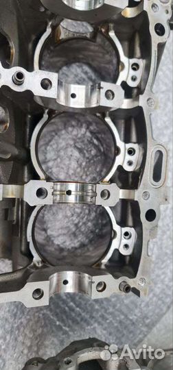 BMW S1000RR K46 Картер Мотор 11 00 8 561 534