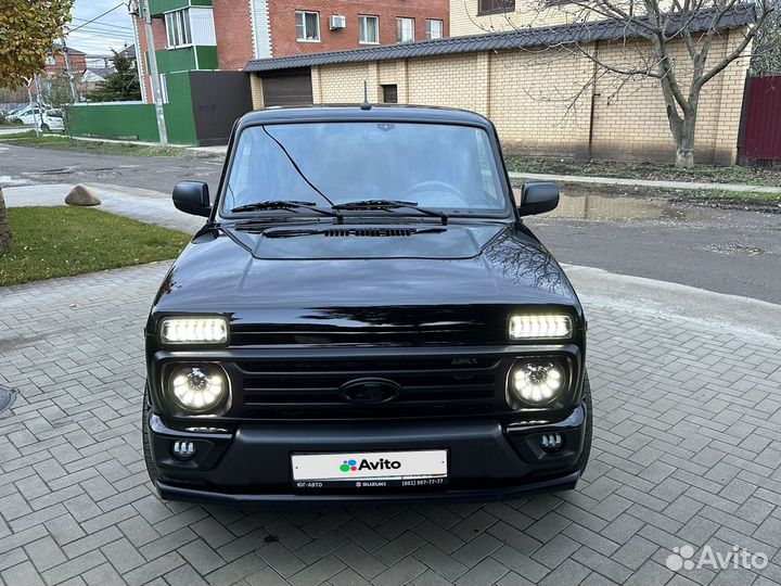 ВАЗ Niva Legend 1.7 МТ, 2022, 9 800 км