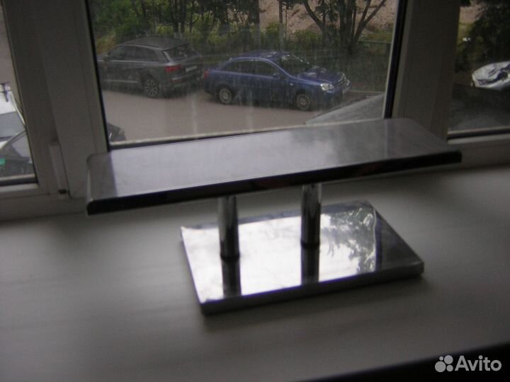 Полка для цветов на подоконник