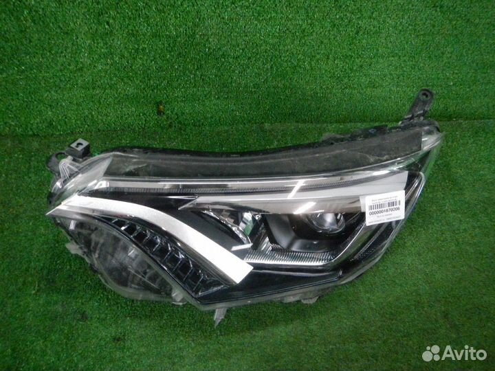 Фара левая Toyota RAV4
