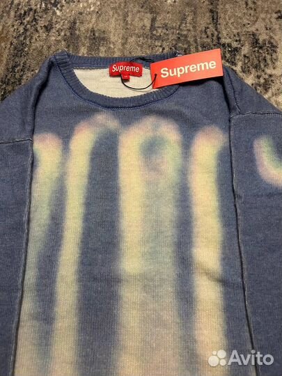 Свитер supreme blurred logo