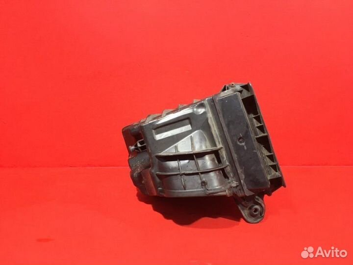 Корпус воздушного фильтра Renault Scenic 3 M4R 711