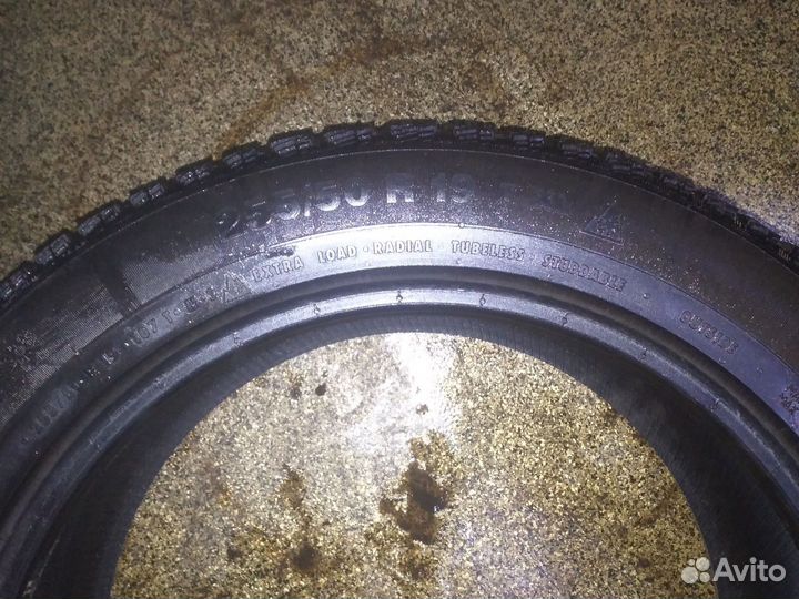 Continental Conti4x4IceContact 255/50 R19 107T