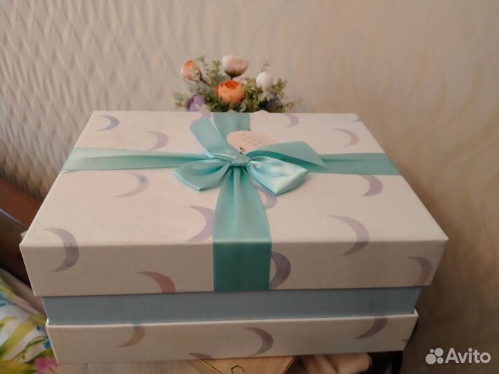 Коробка подарочная