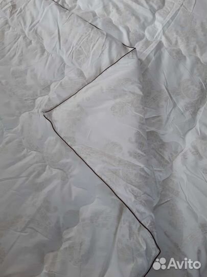 Одеяло шелкопряд