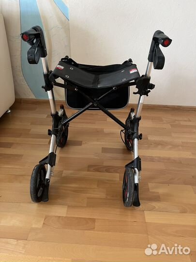 Ходунки для взрослых с колесами