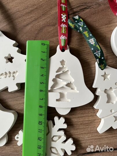 Новогодние игрушки ручной работы для раскраски