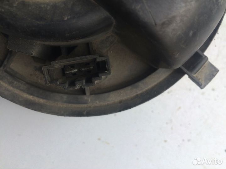 Моторчик печки задний Volkswagen Touareg