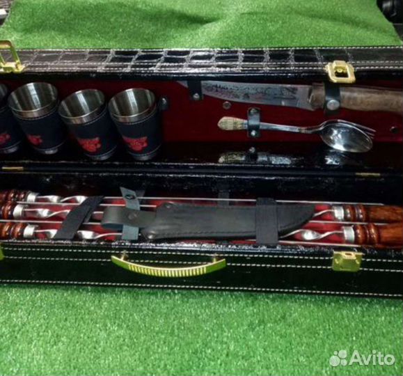 Шампура подарочные в кейсе