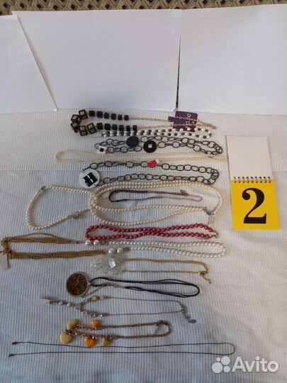 Украшения (серьги, бусы, браслеты, кулоны,броши)