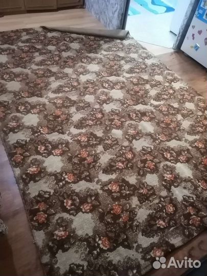 Ковры и поласы бу