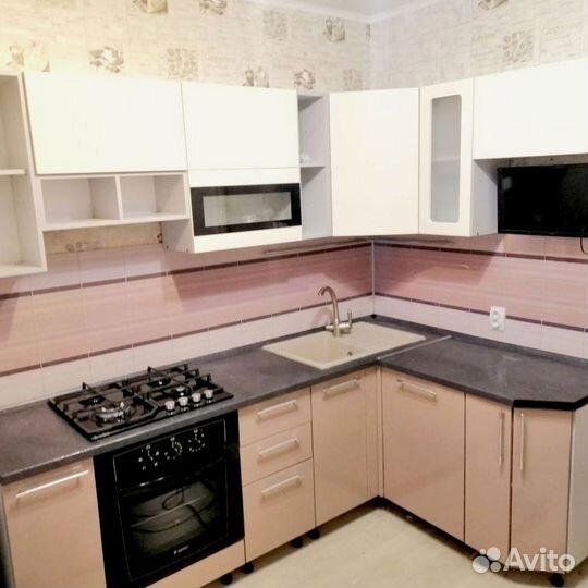 Кухня новая