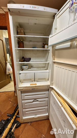 Холодильник бу Ardo