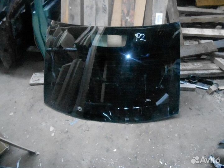 Стекло заднее Ford Focus 2 2005-2008