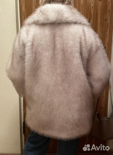 Шуба из искусственного меха градиент