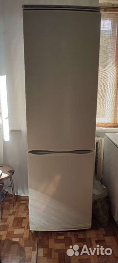 Холодильник atlant двухкамерный бу