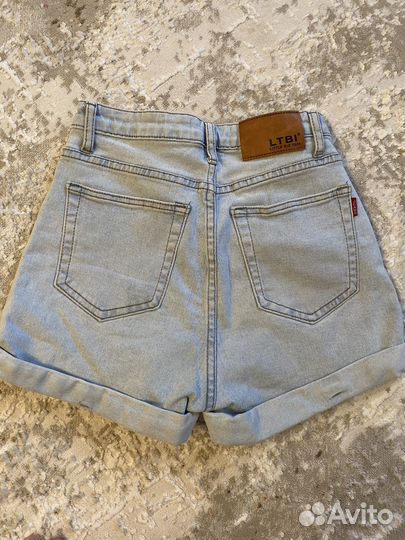 Джинсовые шорты S