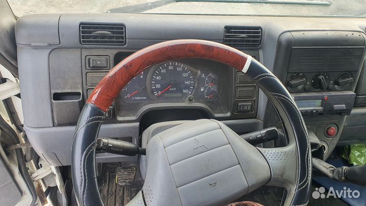 Изотермический фургон 30 м³ Mitsubishi Fuso Canter, 2013