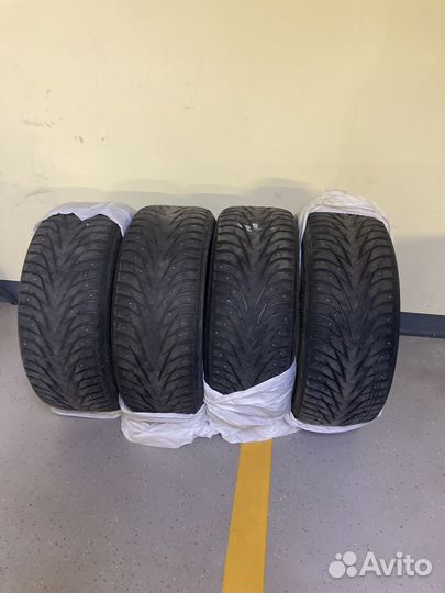 Yokohama Ice Guard IG35 285/45 R22