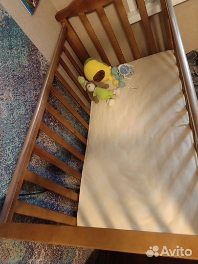 Кроватка детская