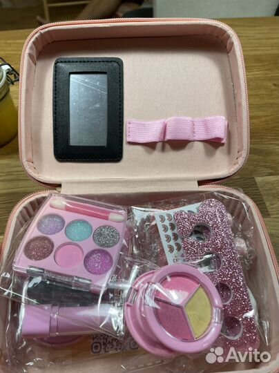 Набор детской косметики новый