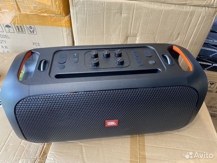 Портативная колонка, PartyBox On Tne Go круче JBL