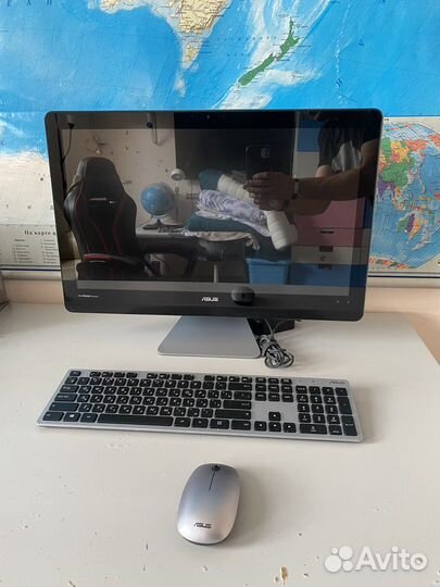 Моноблок asus Zen AiO ZN220IC-K i5 7200U