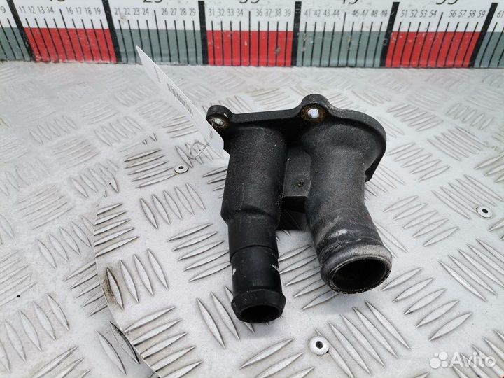 Корпус термостата Ford Fiesta 5 рест. 2009