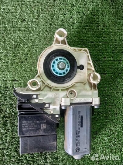 Моторчик стеклоподъёмника Volkswagen Passat b6