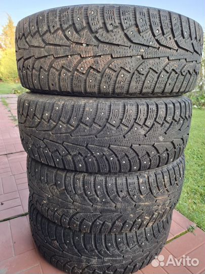 Nokian Tyres Hakkapeliitta Sport Utility 225/60 R17 103T