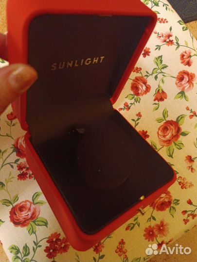 Коробка подарочная новая