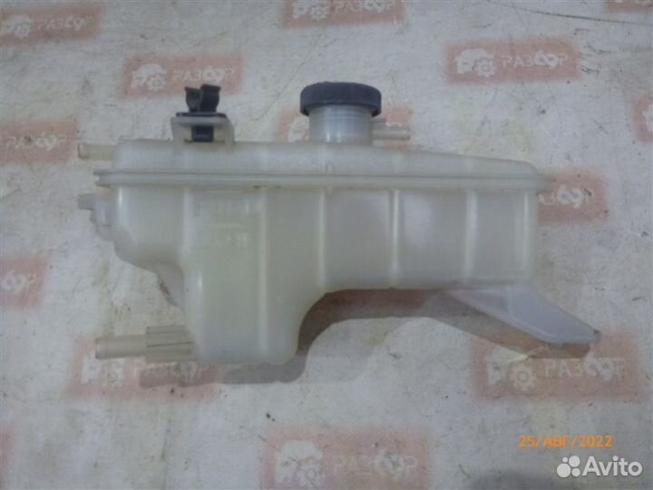Бачок расширительный Toyota Rav4 ASA44 2arfe 2013