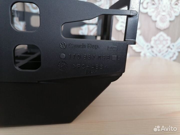 Полочка магнитолы