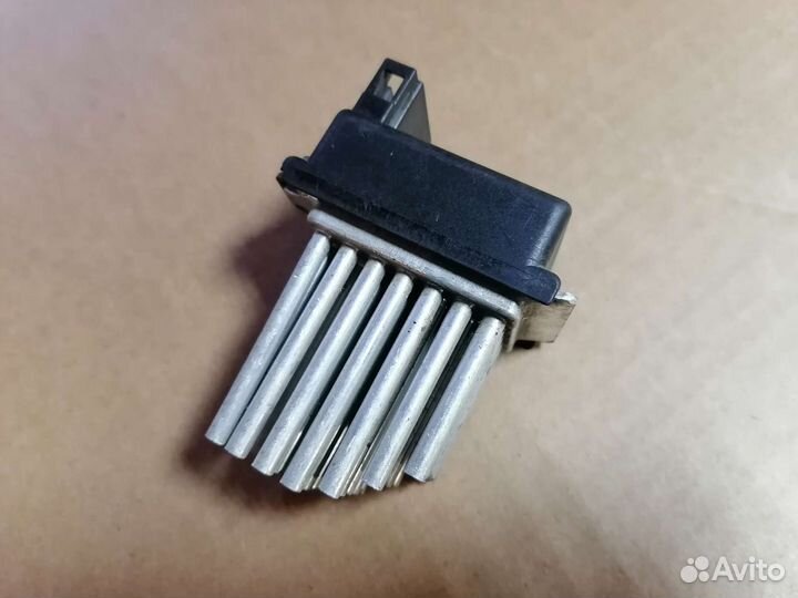 Реостат печки Audi A6 C5,VAG 4B0820521