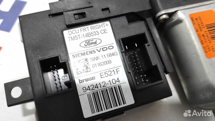 Моторчик стеклоподъемника передний правый Ford Kuga 1767044