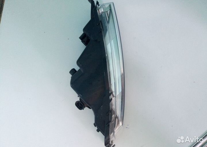 Противотуманная фара Шкода Рапид -13 5JA 941 701