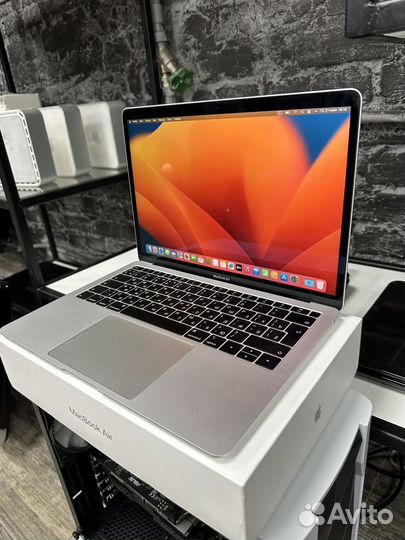 Apple MacBook AIR 13 2018 core i5 8gb