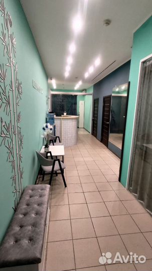 Администратор сети салонов красоты