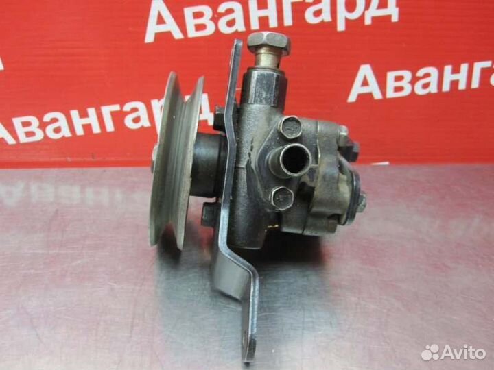 Насос гур Nissan Bluebird U14 CD20 1998