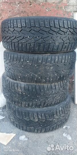 Nokian Tyres Hakkapeliitta 7 225/55 R17