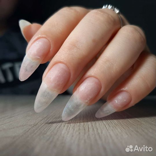 Маникюр Спутник