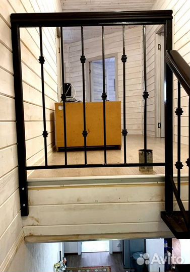 Лестничные перила кованные с монтажем