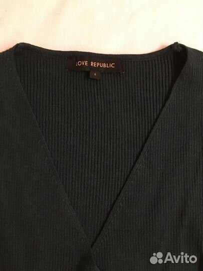 Вязаная кофточка