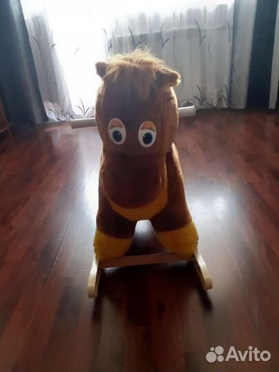 Качалка лошадь