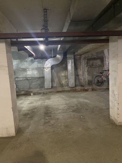 Машиноместо, 10 м²