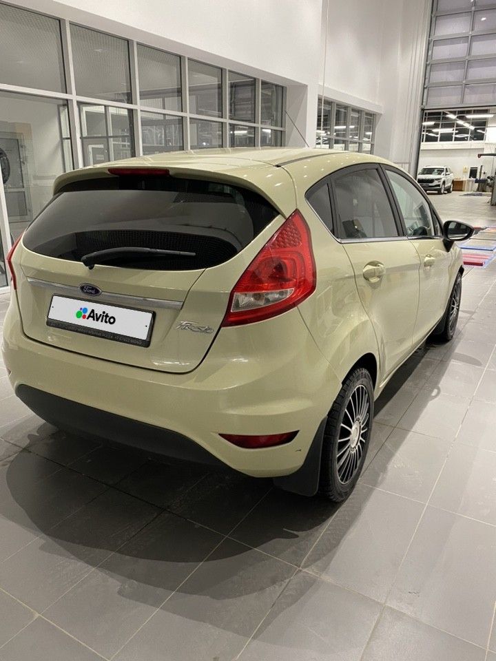 Ford Fiesta: фото владельца