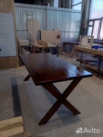 Столяр-краснодеревщик