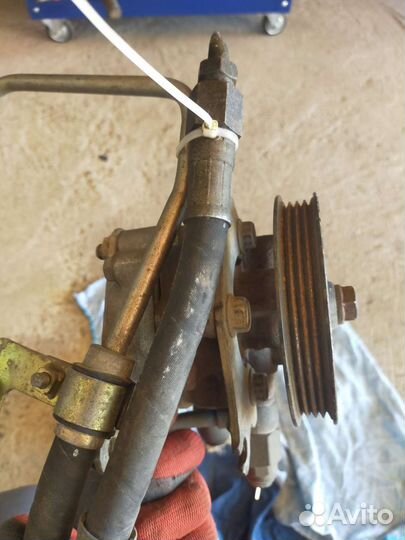 Насос гур 1 mzfe 4432048020