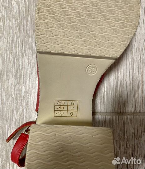 Босоножки женские 39 размер