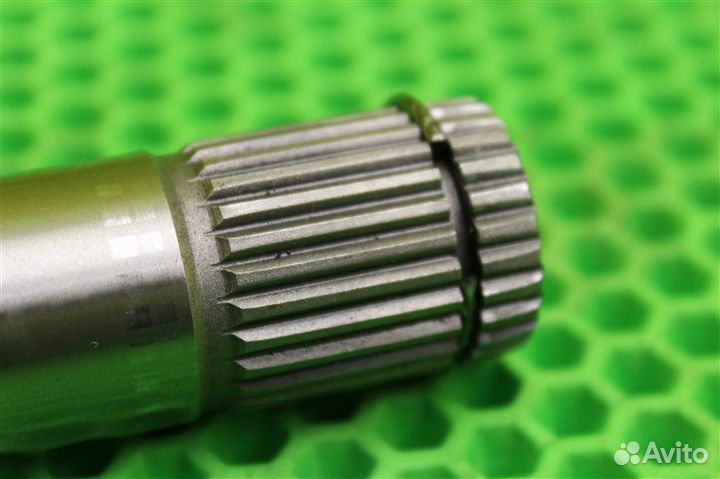 Полуось передний правый Mitsubishi Outlander CU2W